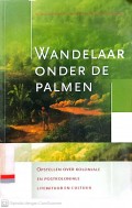 Wandelaar onder de palmen